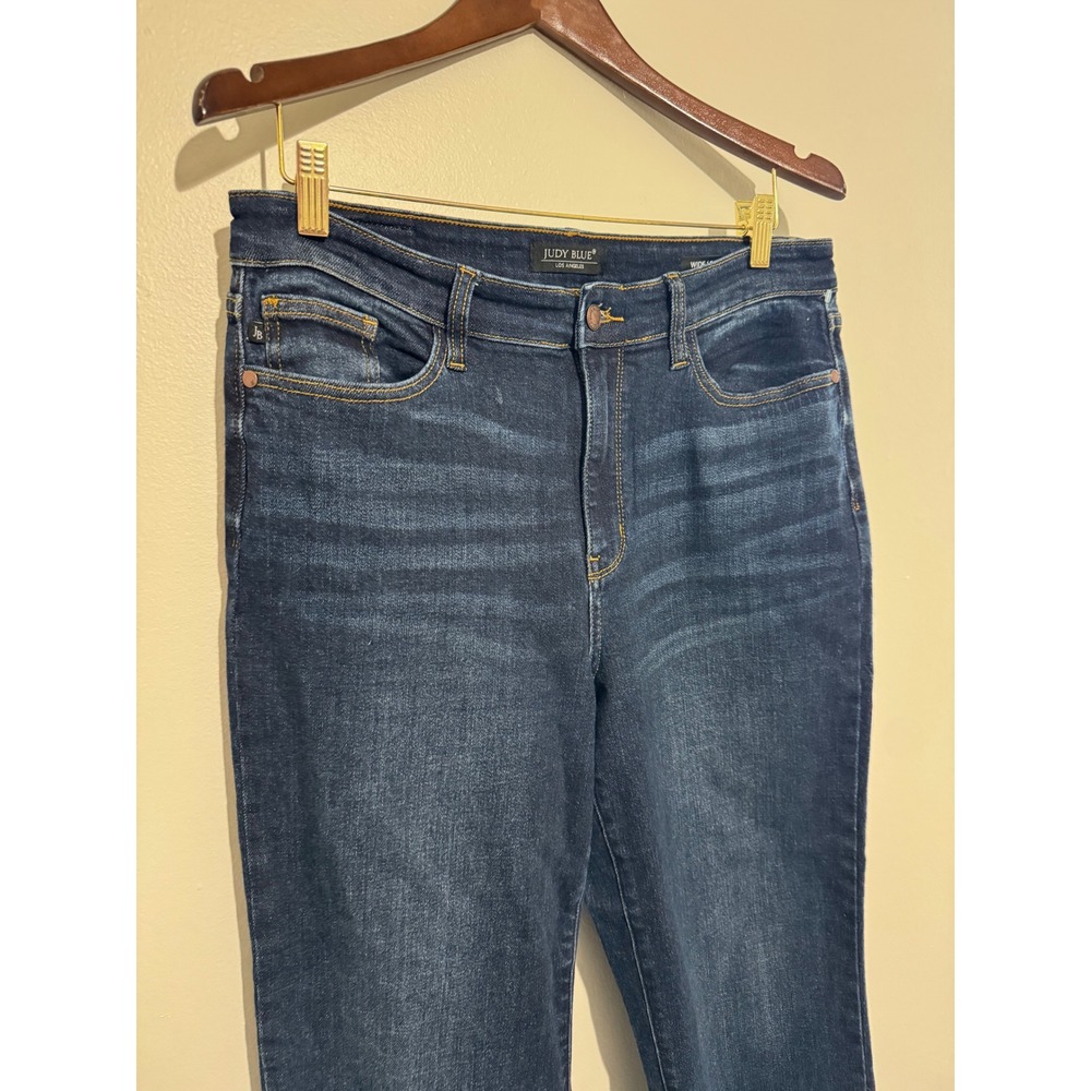 Judy Blue Los Angeles Dark Wash Wide Leg Raw Hem Jeans Crop Size 11/30 - Picture 3 of 10